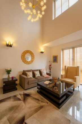 Hostie Enigma - luxury 2BR apt near Golf Course Road